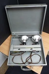 Vintage Smith Victor L400 Folding Photo Light Bar With Metal Carrying Case. Fixed Price $40.00.