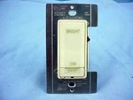 Leviton Almond Multi-way 3-KEY Dimmer Switch Microdim 1000W 11000-PA Boxed. Fixed Price $10.18.