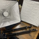 Esddi Softbox PS070 Photography Lighting Kit For Portrait And Video Shoots. Fixed Price $29.99.